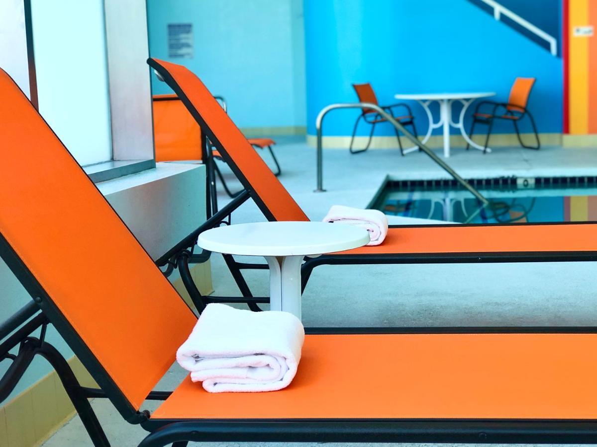 Hotel Huntington Beach Eksteriør billede